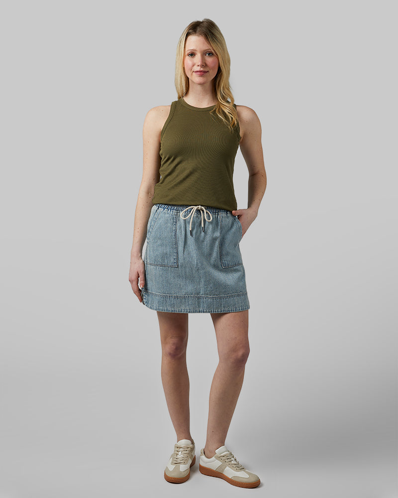 WOMEN'S FEATHERWEIGHT DENIM SKORT