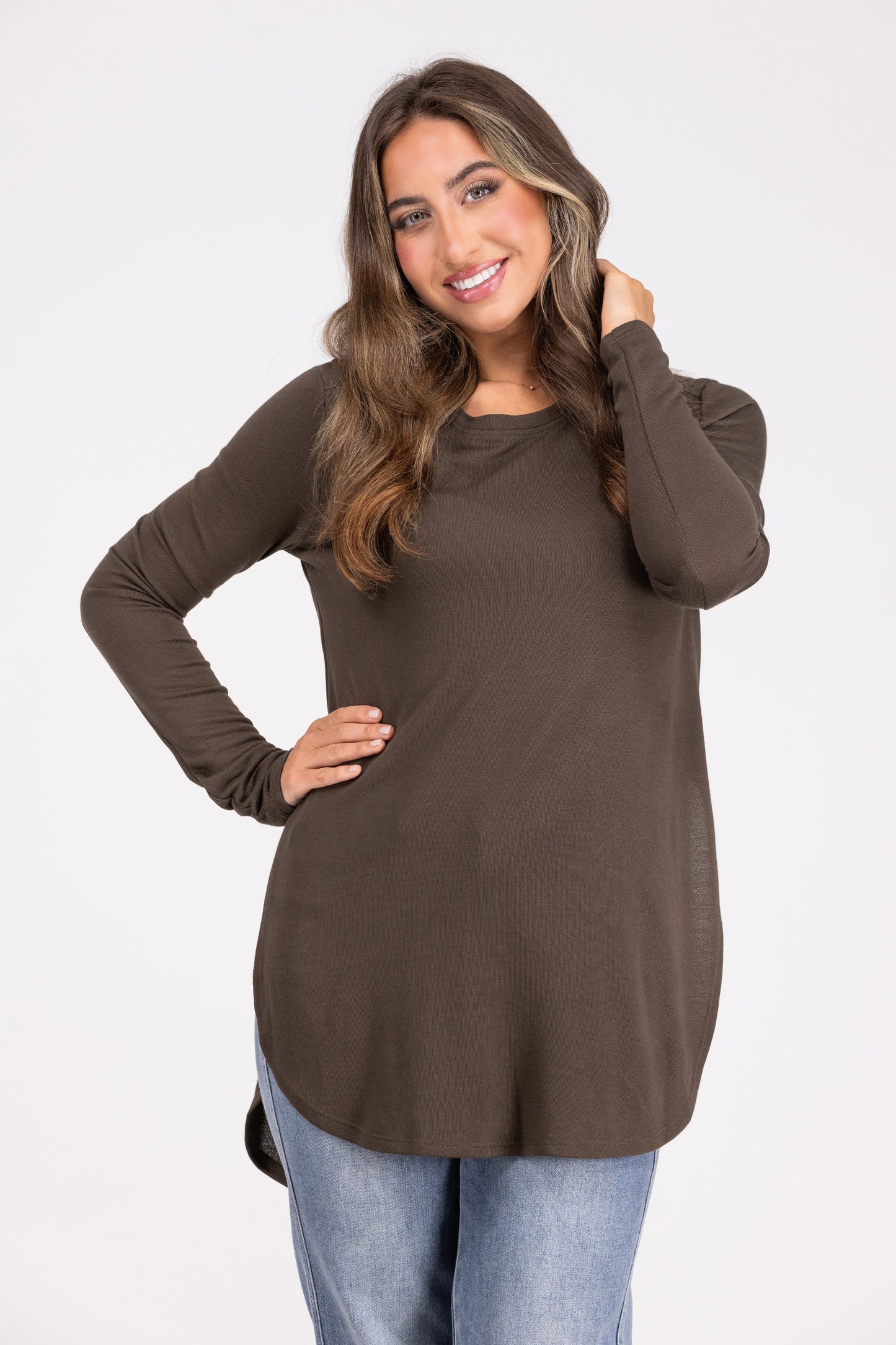 No Frills Women's Classic Curve Hem Long Sleeve Top