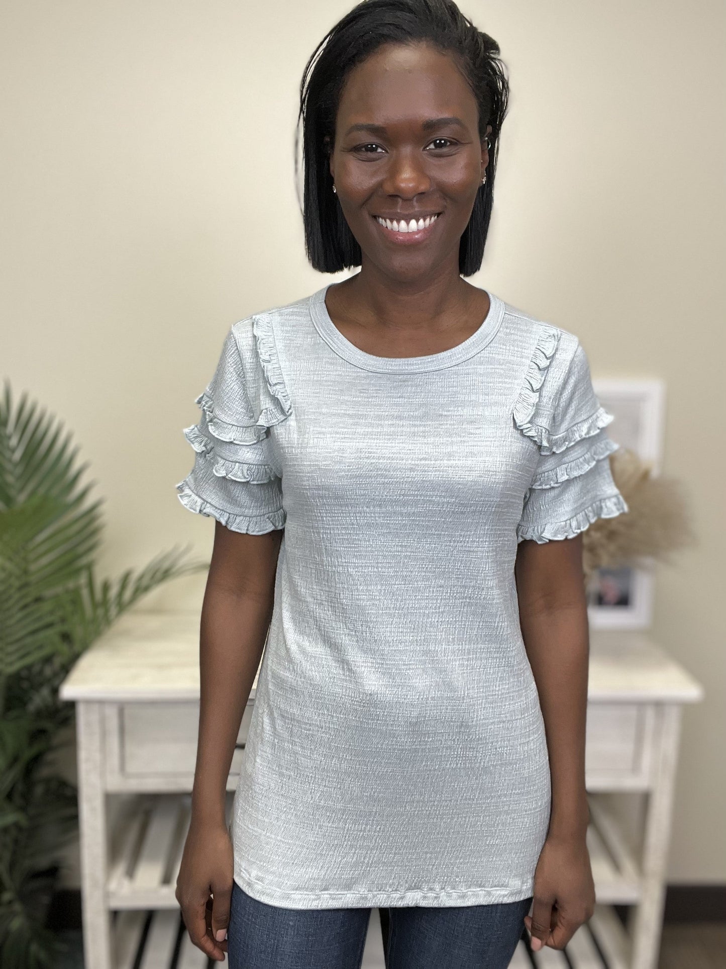 Simple Ruffle Women's Classic Short Sleeve Top
