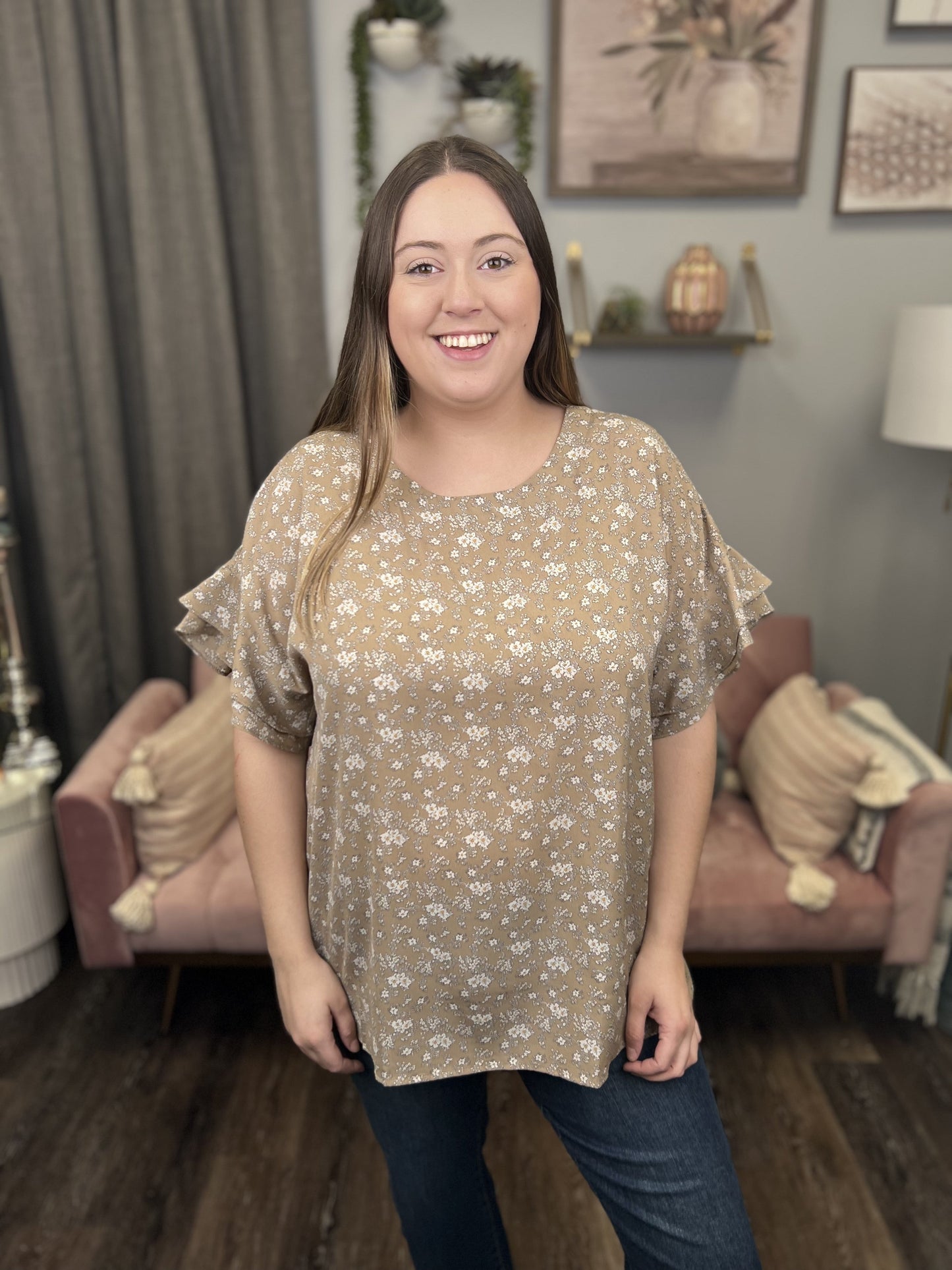 Slow Motion Women's Ruffle Short Sleeve Top