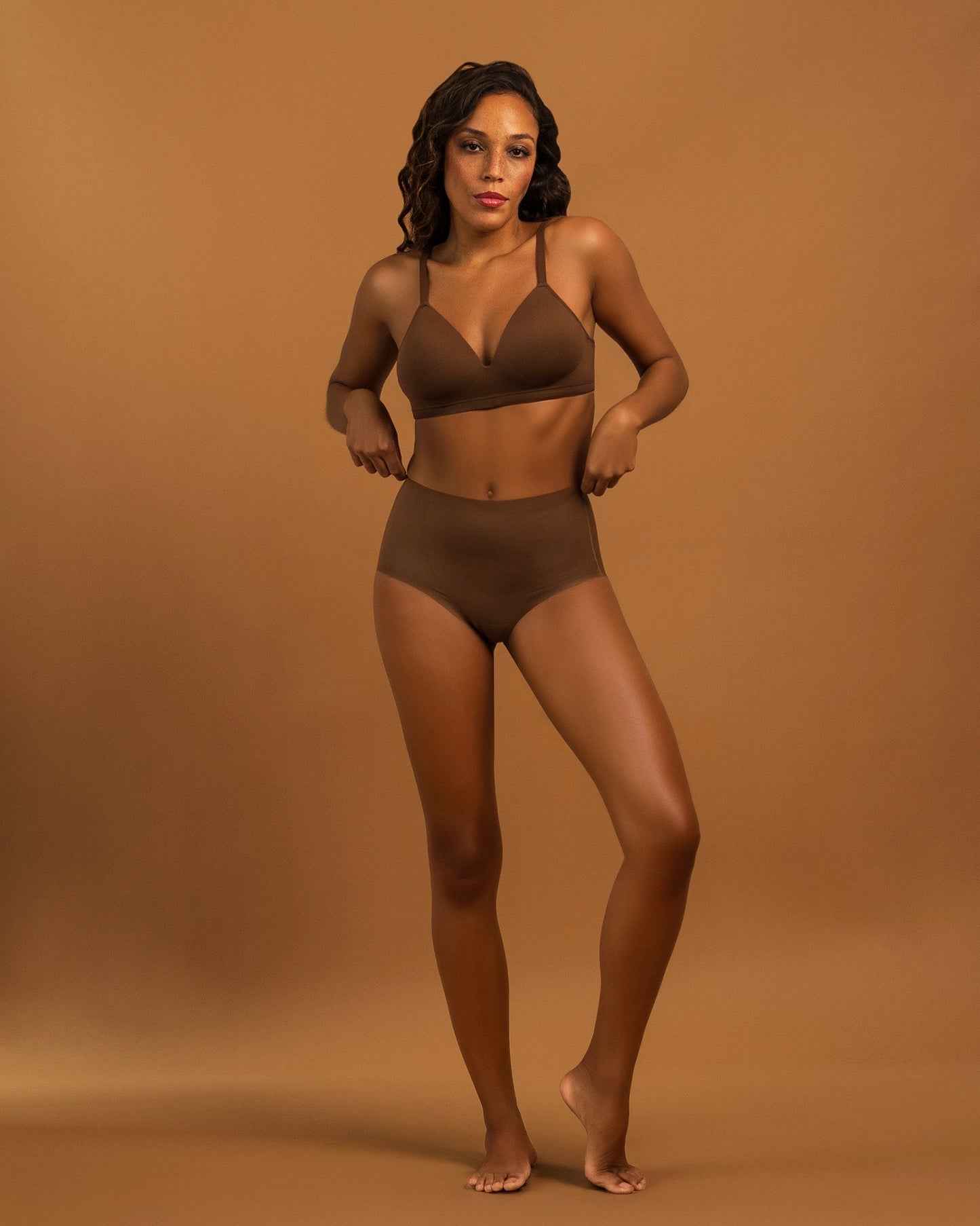 LAYER ZERO SEAMLESS WIRELESS NYLON BRA