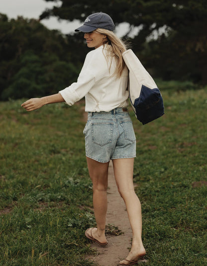 Mid-Rise Denim Short in Medium Greyson Wash
