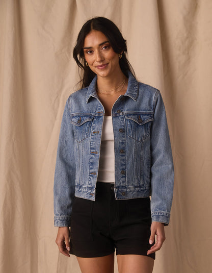 Normal Denim Jacket in Medium Greyson Wash