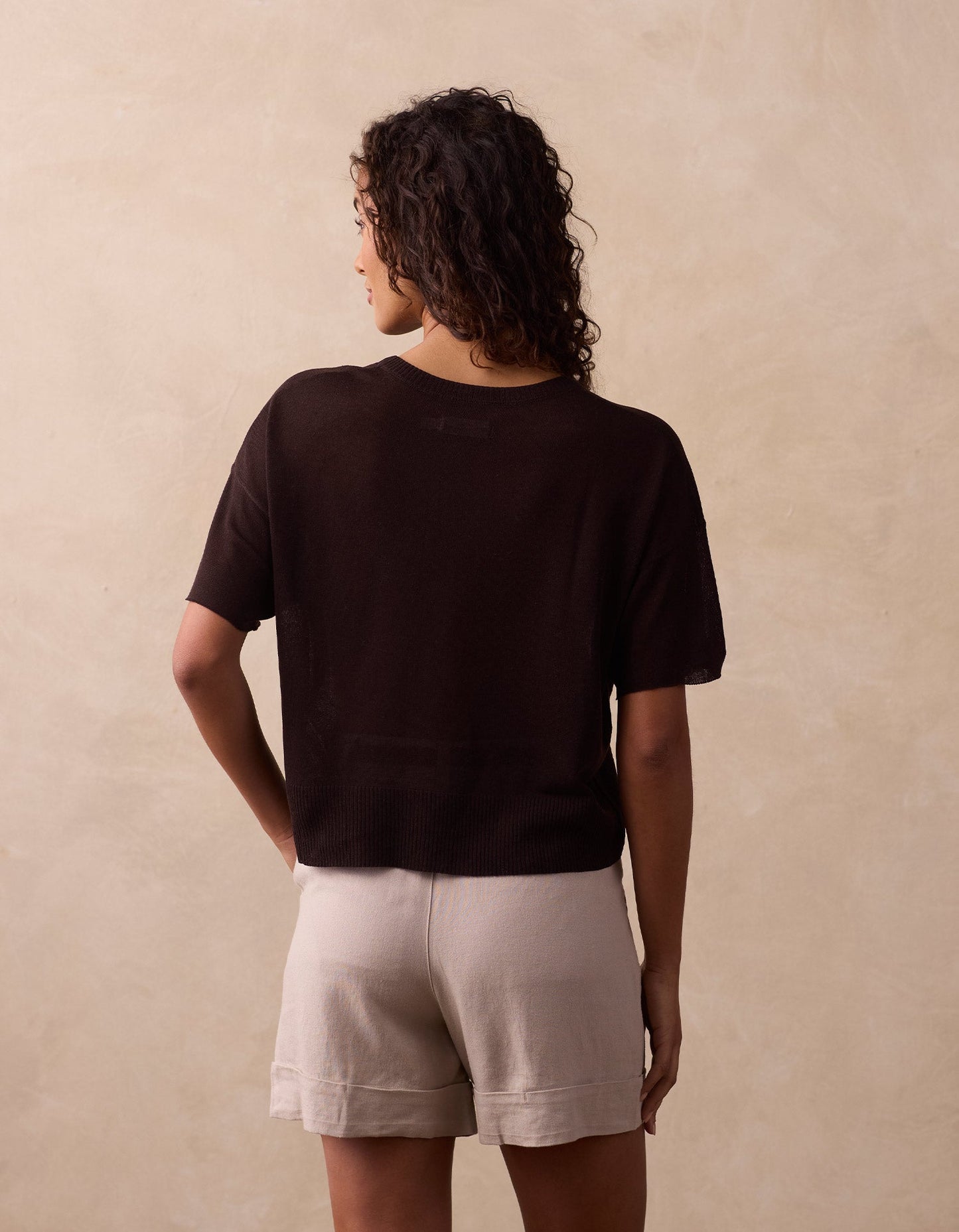Summer Linen-Blend Tee in Umber