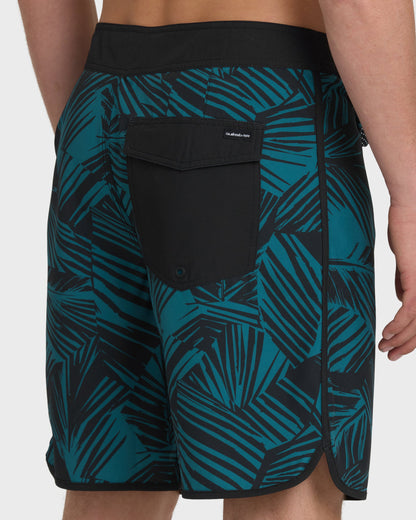 Aruba Palm Scallop 19" Boardshorts - Black