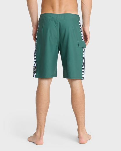 Hawaii Spearhead 20" Boardshorts - Garden Topiary
