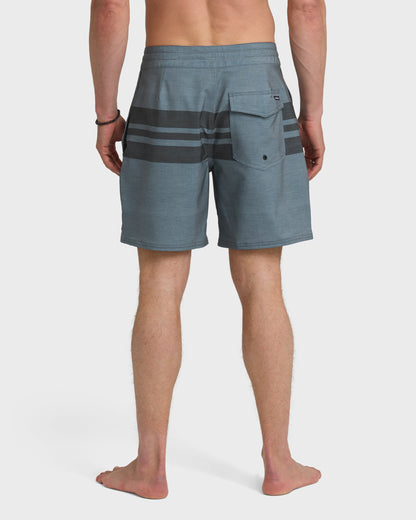 Surfsilk Street Trunk 18" Boardshorts - Black