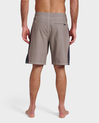 Mercury 99 21" Boardshorts - Elmwood