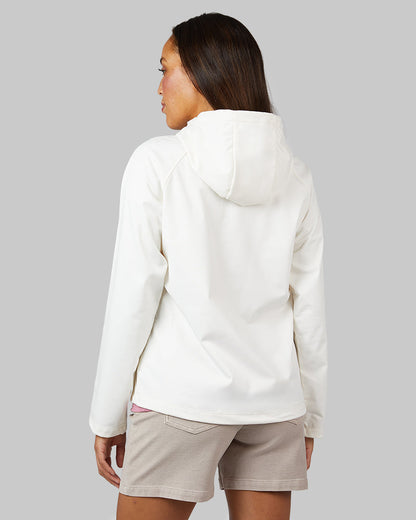 WOMEN’S SOFTSHELL HOODED JACKET