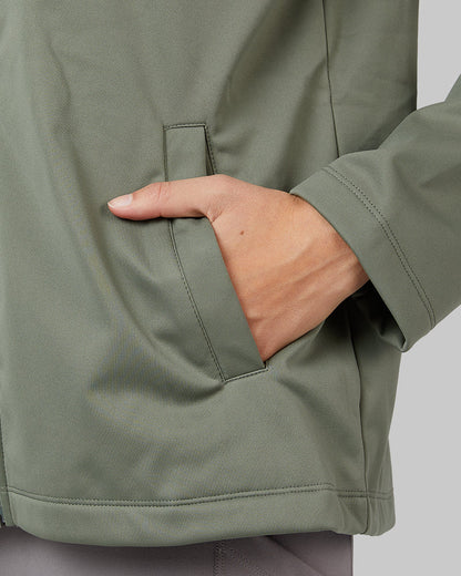 WOMEN’S SOFTSHELL HOODED JACKET