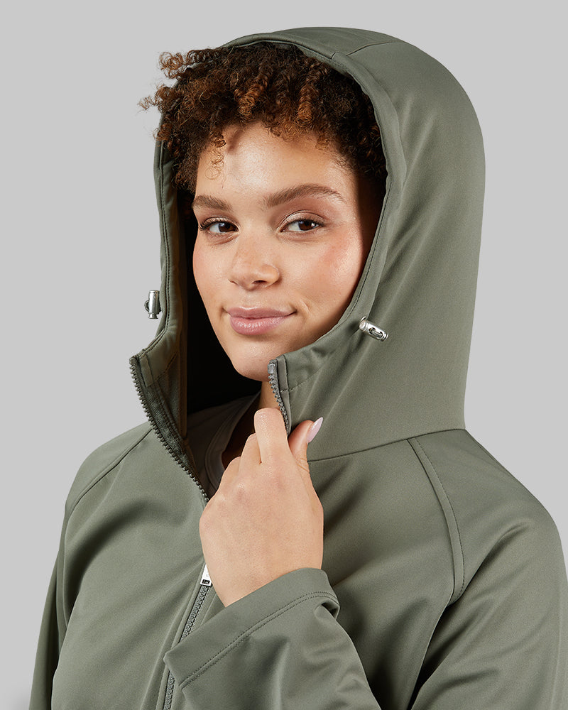 WOMEN’S SOFTSHELL HOODED JACKET