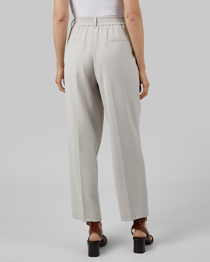 WOMEN'S FEATHERWEIGHT WOVEN ANKLE PANT