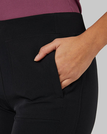 WOMEN'S STRETCH WOVEN CAPRI