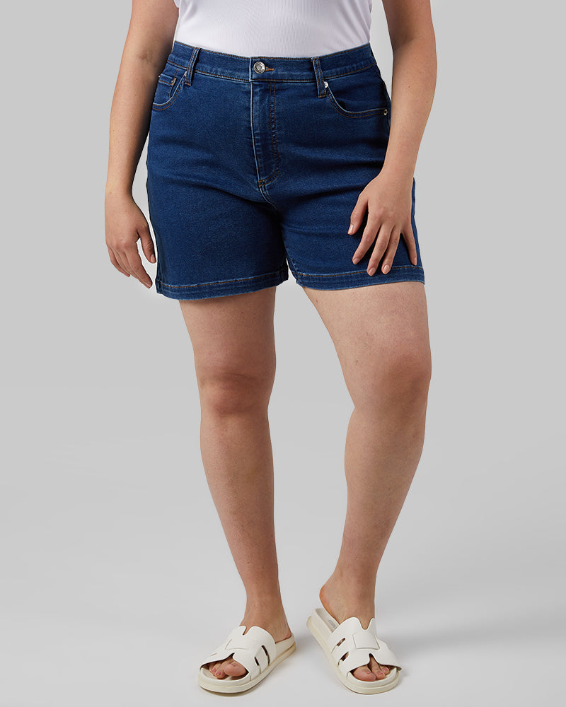 WOMEN'S STRETCH COMFORT JEAN 5-INCH SHORT