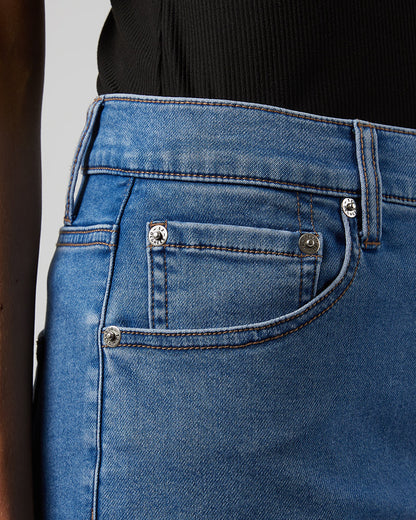 WOMEN'S STRETCH COMFORT JEAN 5-INCH SHORT