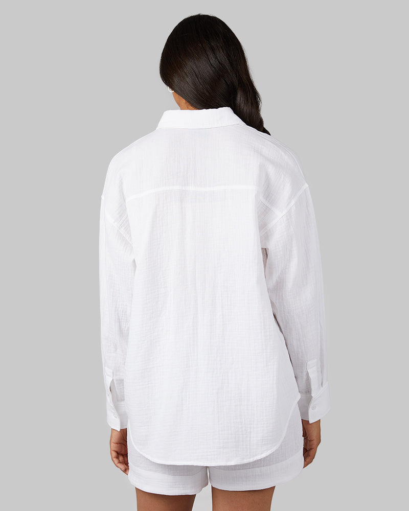WOMEN'S SOFT GAUZE OVERSIZED LONG SLEEVE BUTTON-UP