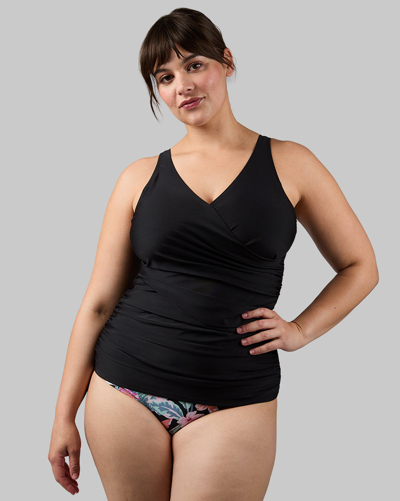 WOMEN'S FITTED RUCHED SWIM TANKINI