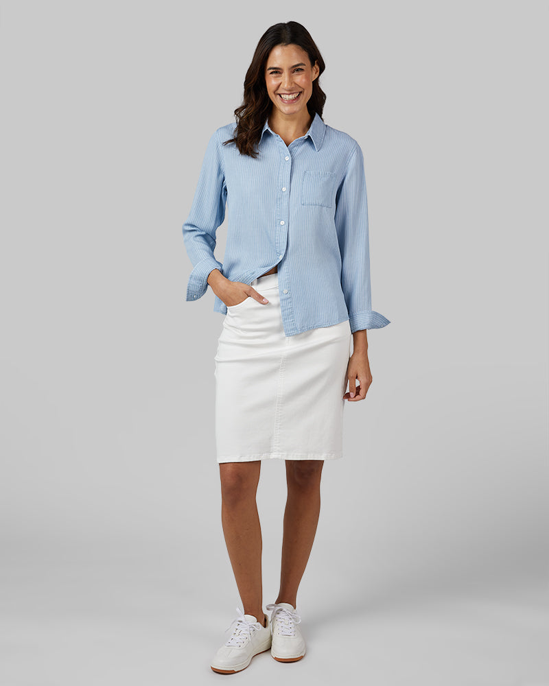WOMEN'S CHAMBRAY LONG SLEEVE BUTTON-UP