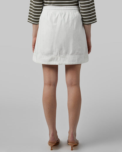 WOMEN'S FEATHERWEIGHT DENIM SKORT