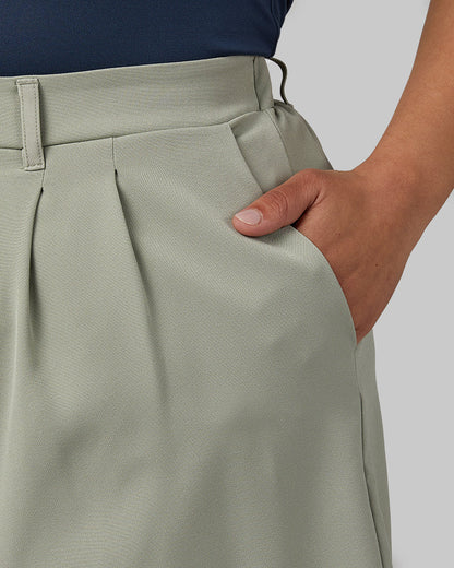 WOMEN'S FEATHERWEIGHT WOVEN PULL-ON SHORT
