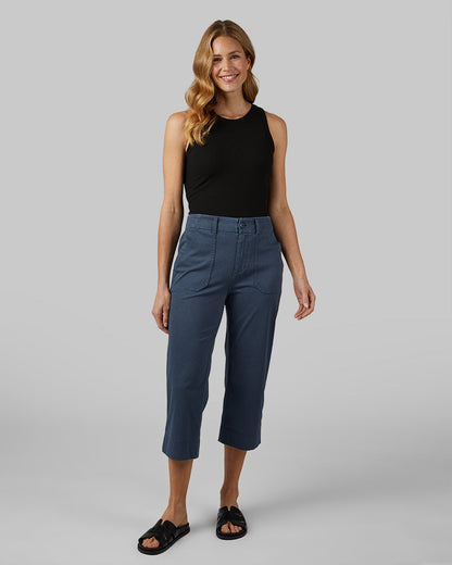 WOMEN'S MINI KNIT TWILL CAPRI