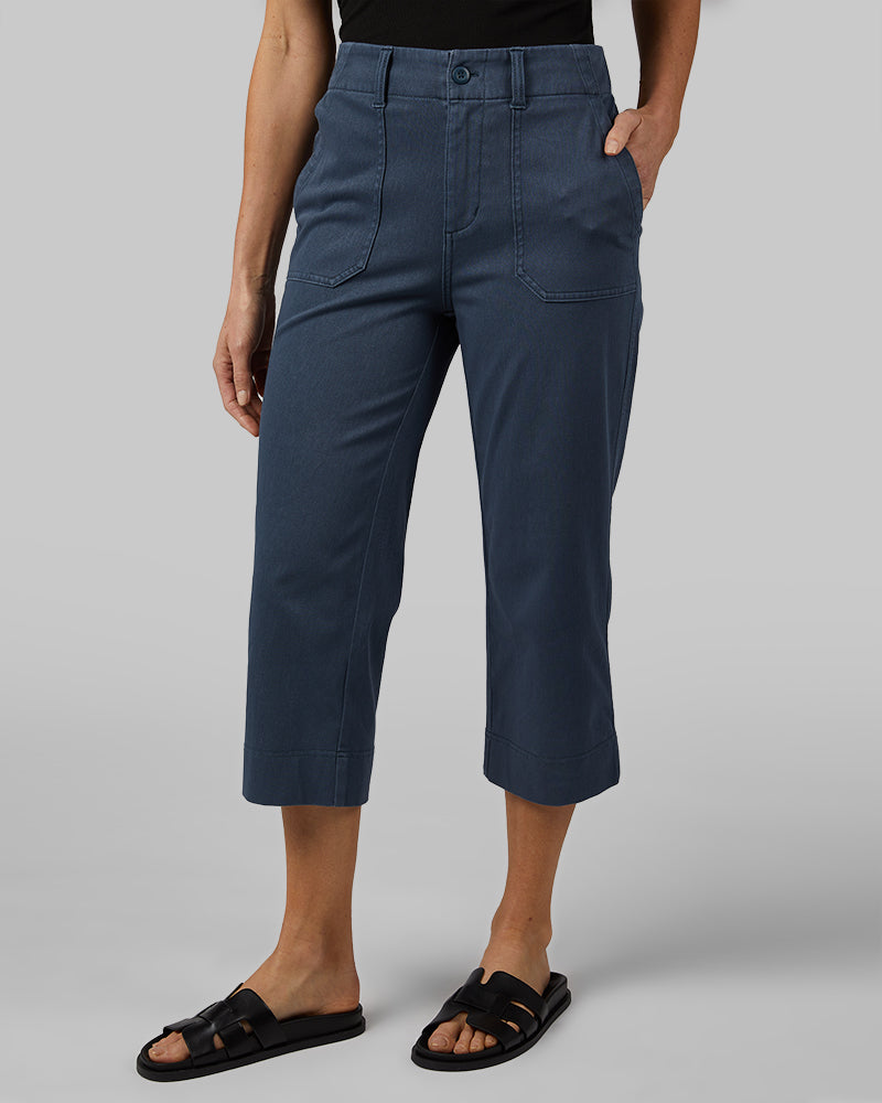 WOMEN'S MINI KNIT TWILL CAPRI