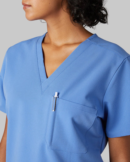 WOMEN'S CHEST POCKET V-NECK SCRUB TOP