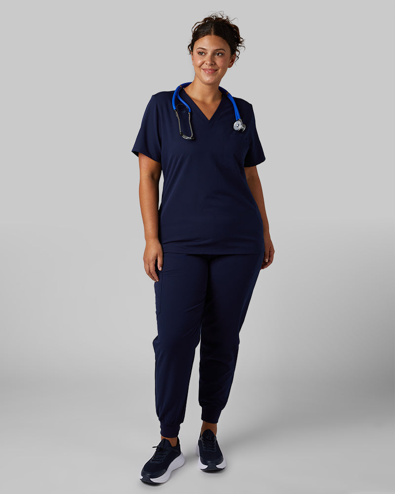 WOMEN'S CHEST POCKET V-NECK SCRUB TOP