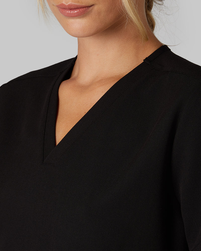 WOMEN'S 2-POCKET V-NECK SCRUB TOP