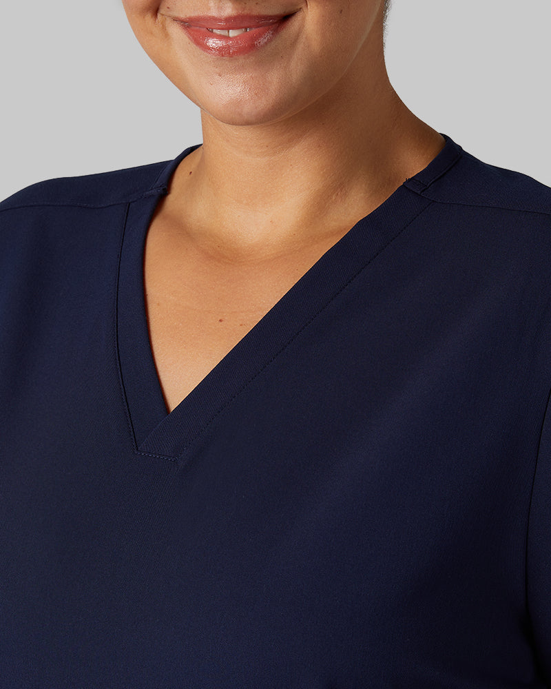 WOMEN'S 2-POCKET V-NECK SCRUB TOP