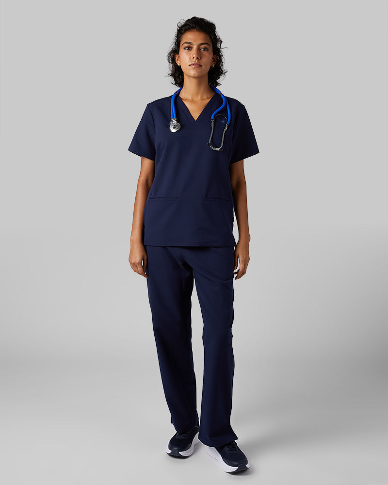 WOMEN'S 2-POCKET V-NECK SCRUB TOP